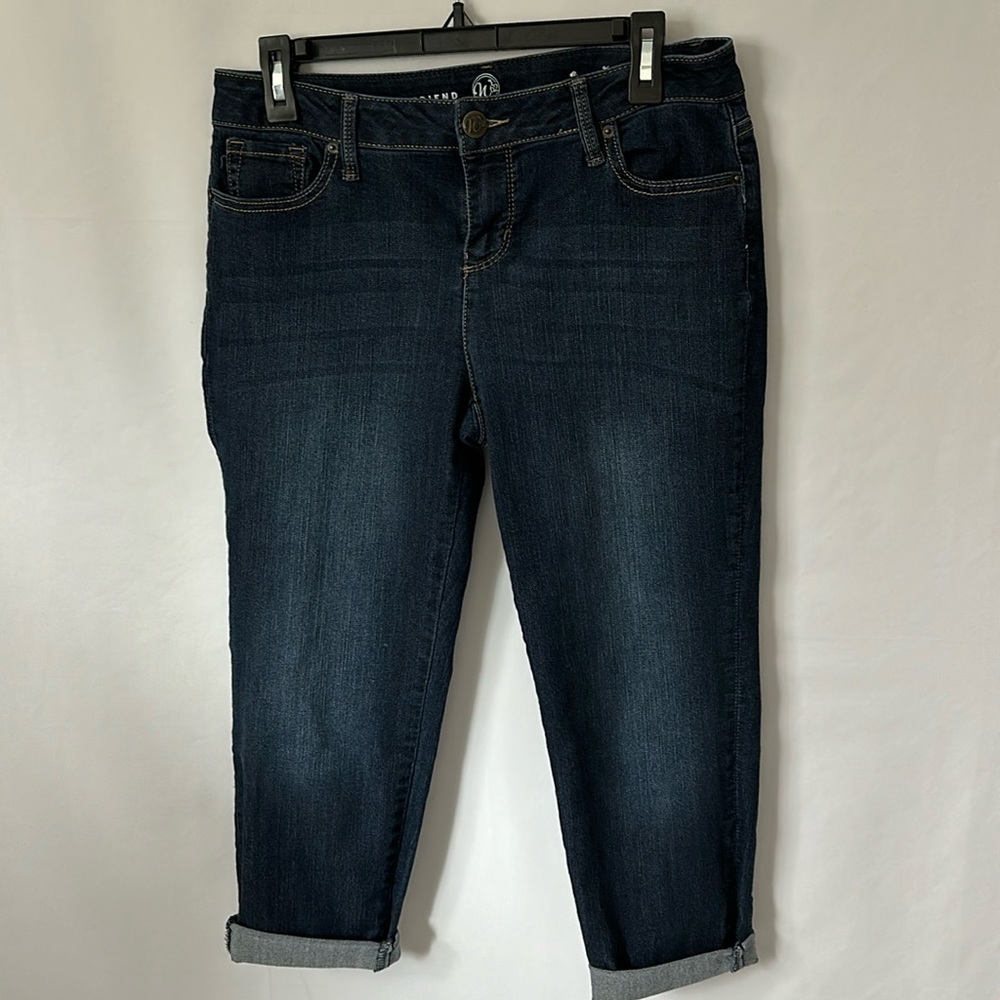 Westport signature fit boyfriend petite crop jean